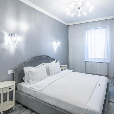 Romari Вічева 1 Leilighet Lviv Eksteriør bilde